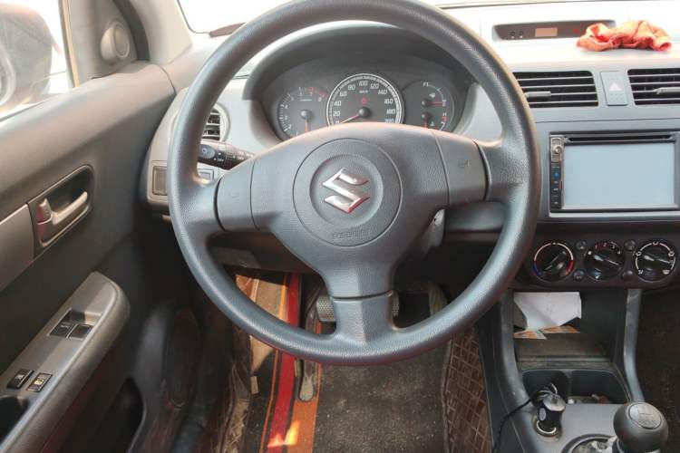Used Suzuki Swift 2012 1.3L Manual Value Edition Steering Wheel