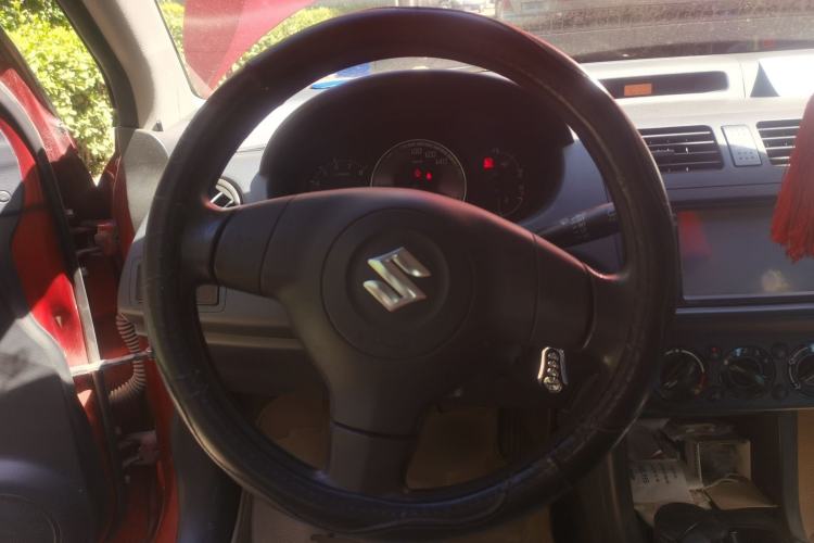 Used Suzuki Swift 2012 1.3L Manual Value Edition Steering Wheel