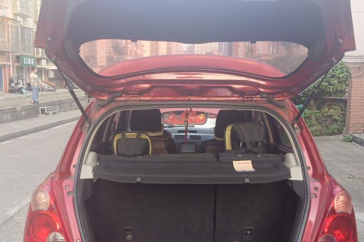 Used Suzuki Swift 2012 1.3L Manual Value Edition Trunk