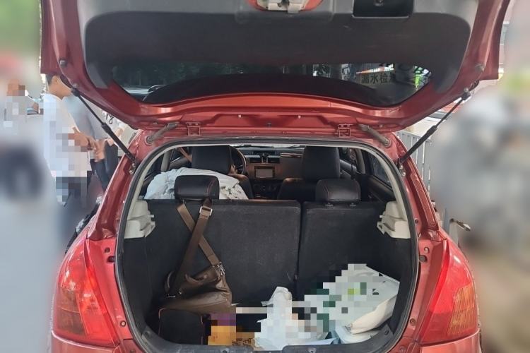 Used Suzuki Swift 2012 1.3L Manual Value Edition Trunk