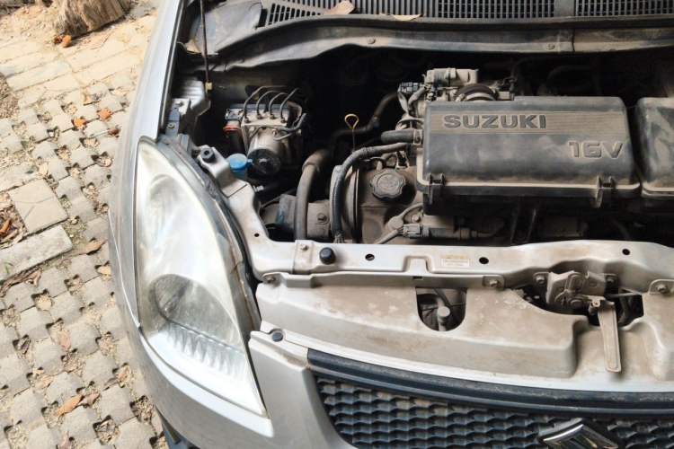 Used Suzuki Swift 2012 1.3L Manual Value Edition Engine Bay Right
