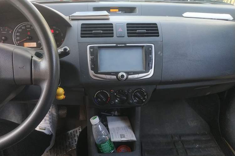 Used Suzuki Swift 2012 1.3L Manual Value Edition Audio And AC Panel