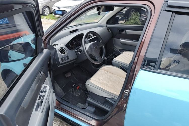 Used Suzuki Swift 2013 1.5L Automatic Standard Edition Driver Seat
