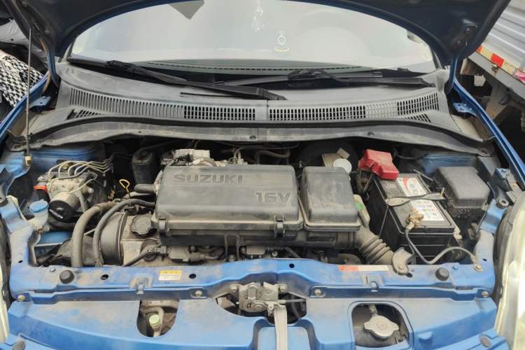 Used Suzuki Swift 2013 1.3L Manual Value Edition Engine Bay