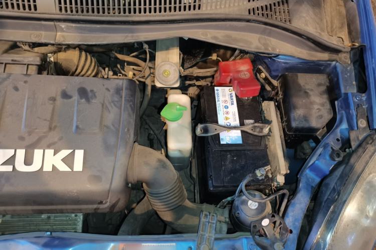 Used Suzuki Swift 2013 1.5L Automatic Standard Edition Engine Bay Left