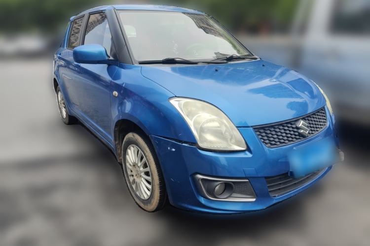 Used Suzuki Swift 2013 1.3L Manual Value Edition Front Right 45 Deg