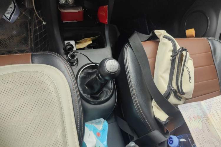 Used Suzuki Swift 2013 1.3L Manual Value Edition Gear Lever
