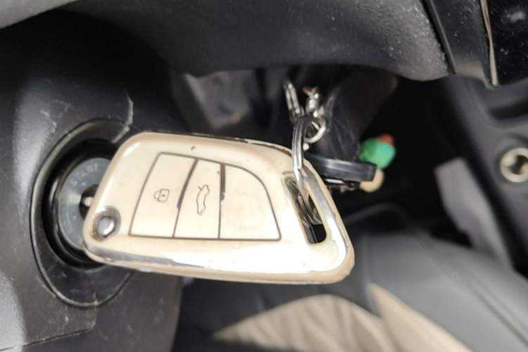 Used Suzuki Swift 2013 1.5L Automatic Standard Edition Interior 1