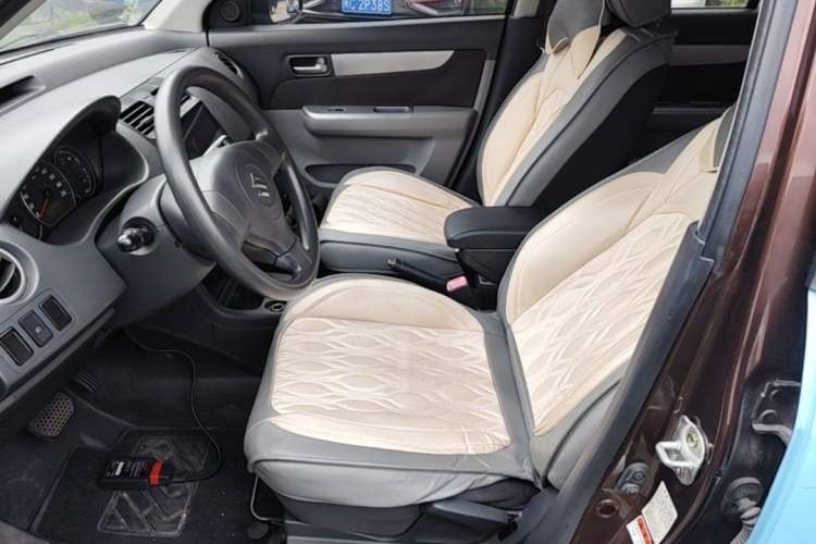 Used Suzuki Swift 2013 1.5L Automatic Standard Edition Left Front Seat