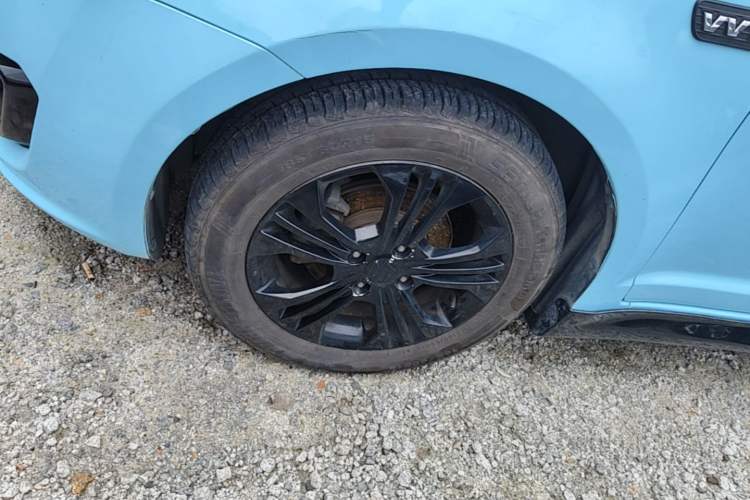 Used Suzuki Swift 2013 1.5L Automatic Standard Edition Left Front Wheel Hub