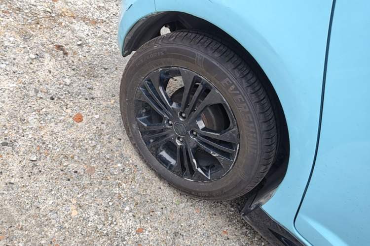 Used Suzuki Swift 2013 1.5L Automatic Standard Edition Right Rear Wheel Hub