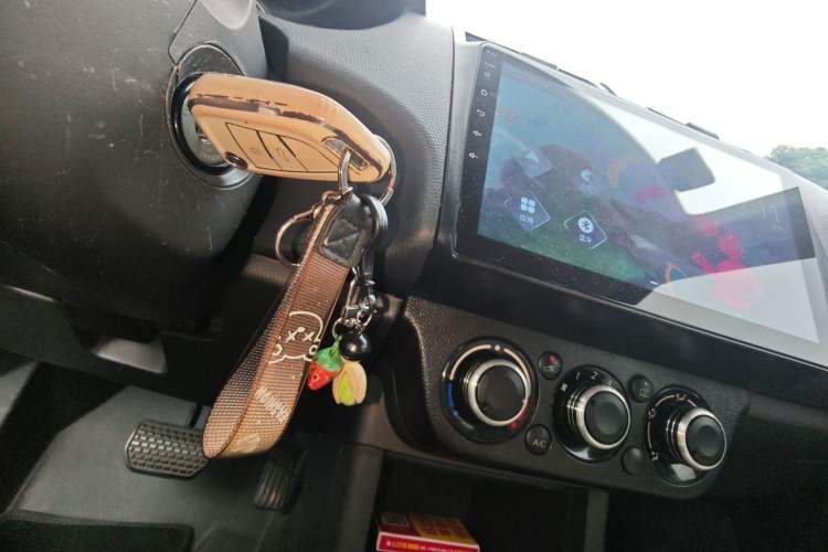 Used Suzuki Swift 2013 1.5L Automatic Standard Edition Vehicle Key
