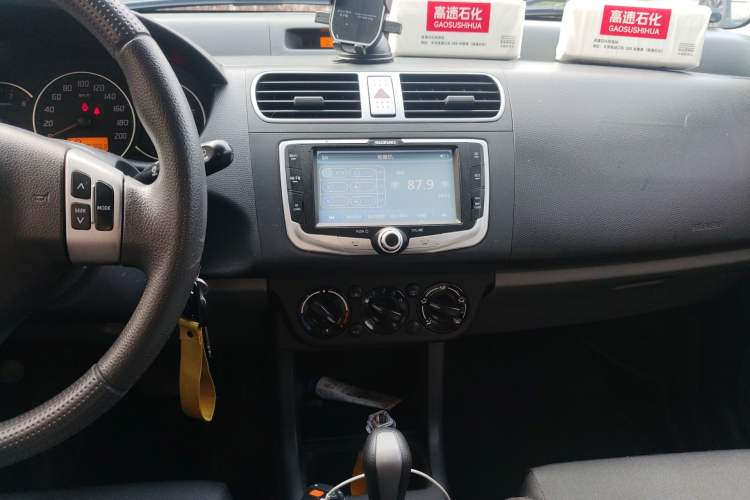Used Suzuki Swift 2013 1.5L Automatic Sport Edition Audio And AC Panel