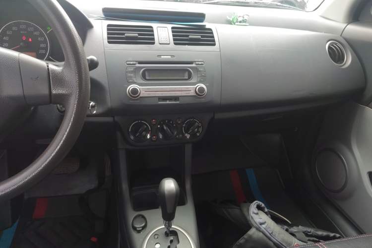 Used Suzuki Swift 2013 1.5L Automatic 20th Anniversary Limited Edition Audio And AC Panel