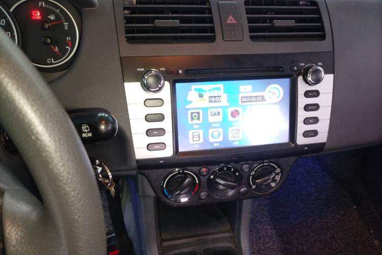 Used Suzuki Swift 2013 1.5L Automatic 20th Anniversary Limited Edition Audio And AC Panel