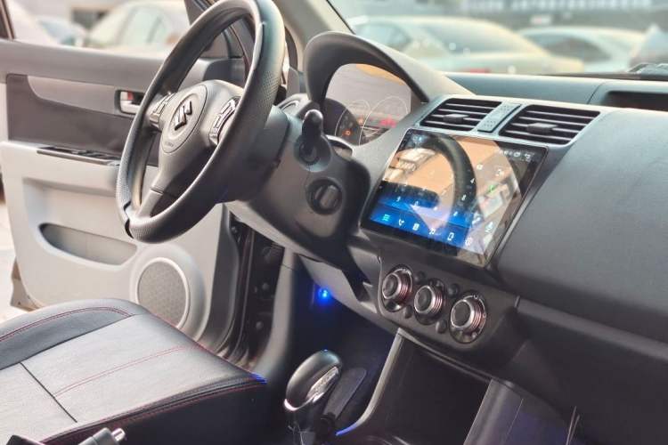 Used Suzuki Swift 2013 1.5L Automatic Standard Edition Audio And AC Panel