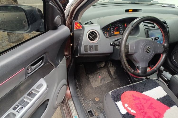Used Suzuki Swift 2013 1.5L Automatic Standard Edition Driver Seat