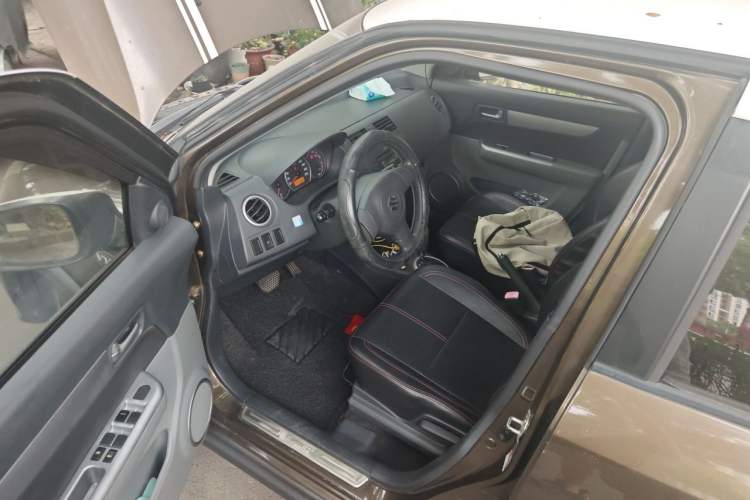 Used Suzuki Swift 2013 1.5L Automatic 20th Anniversary Limited Edition Driver Seat