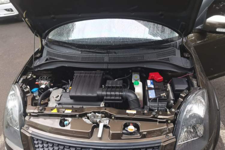 Used Suzuki Swift 2013 1.5L Automatic 20th Anniversary Limited Edition Engine Bay