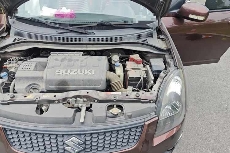 Used Suzuki Swift 2013 1.5L Manual Standard Edition Engine Bay Left