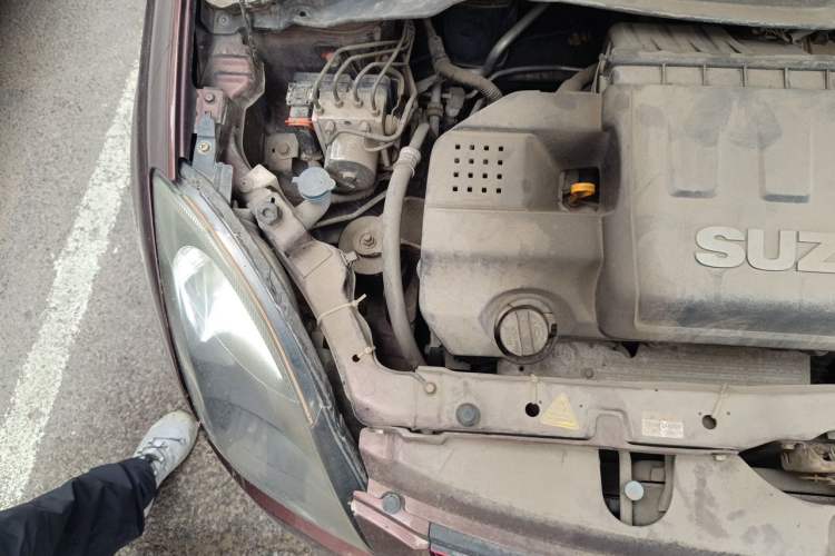 Used Suzuki Swift 2013 1.5L Automatic Standard Edition Engine Bay Right