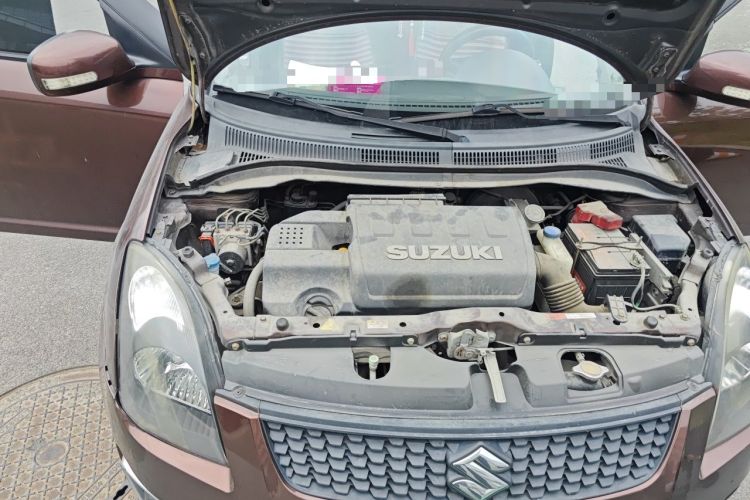 Used Suzuki Swift 2013 1.5L Manual Standard Edition Engine Bay Right