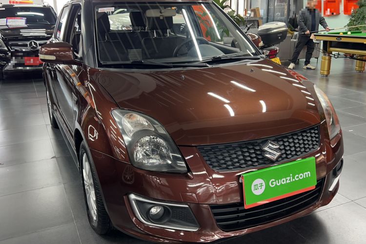 Used Suzuki Swift 2013 1.5L Manual Standard Edition Exterior 2