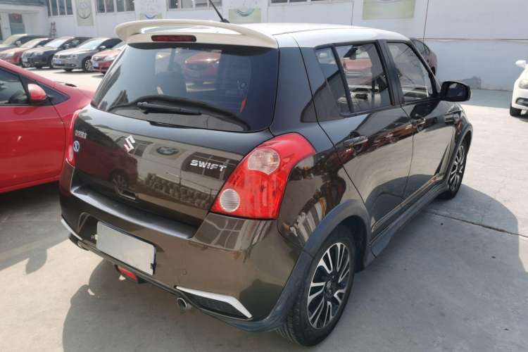Used Suzuki Swift 2013 1.5L Manual 20th Anniversary Limited Edition Exterior 3