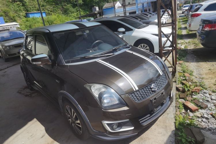 Used Suzuki Swift 2013 1.5L Manual Standard Edition Exterior 4