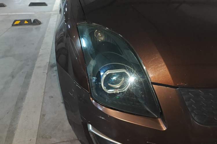 Used Suzuki Swift 2013 1.5L Manual Standard Edition Exterior 6
