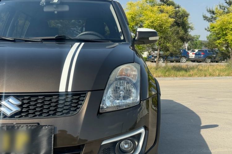 Used Suzuki Swift 2013 1.5L Automatic 20th Anniversary Limited Edition Exterior 6