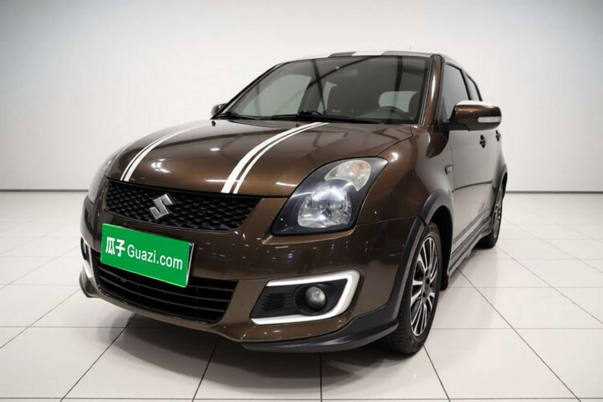 Used Suzuki Swift 2013 1.5L Manual 20th Anniversary Limited Edition Front Left 45 Deg
