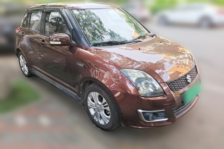 Used Suzuki Swift 2013 1.5L Automatic Standard Edition Front Right 45 Deg