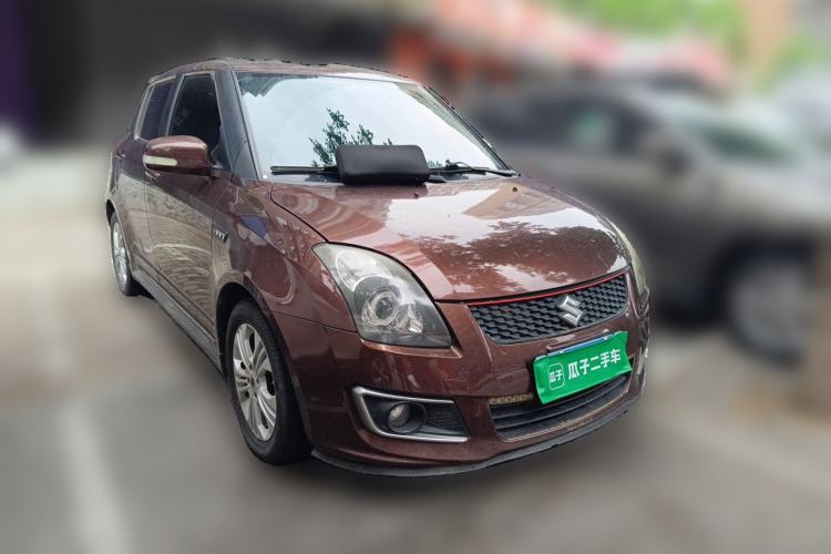Used Suzuki Swift 2013 1.5L Automatic Standard Edition Front Right 45 Deg