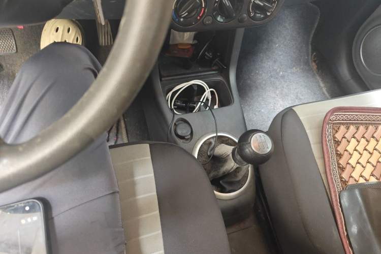 Used Suzuki Swift 2013 1.5L Manual Standard Edition Gear Lever
