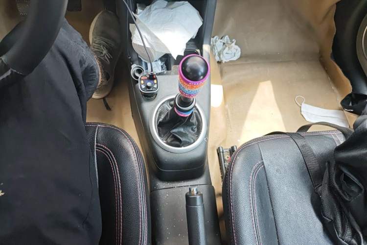 Used Suzuki Swift 2013 1.5L Manual 20th Anniversary Limited Edition Gear Lever