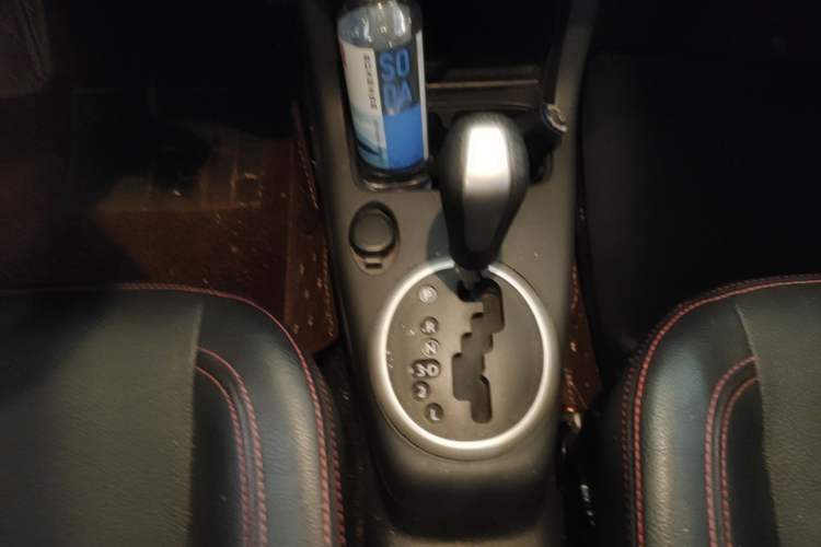 Used Suzuki Swift 2013 1.5L Automatic Sport Edition Gear Lever