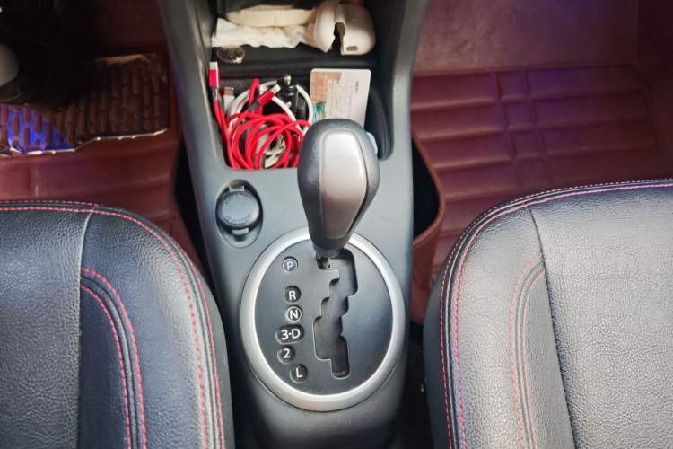 Used Suzuki Swift 2013 1.5L Automatic 20th Anniversary Limited Edition Gear Lever