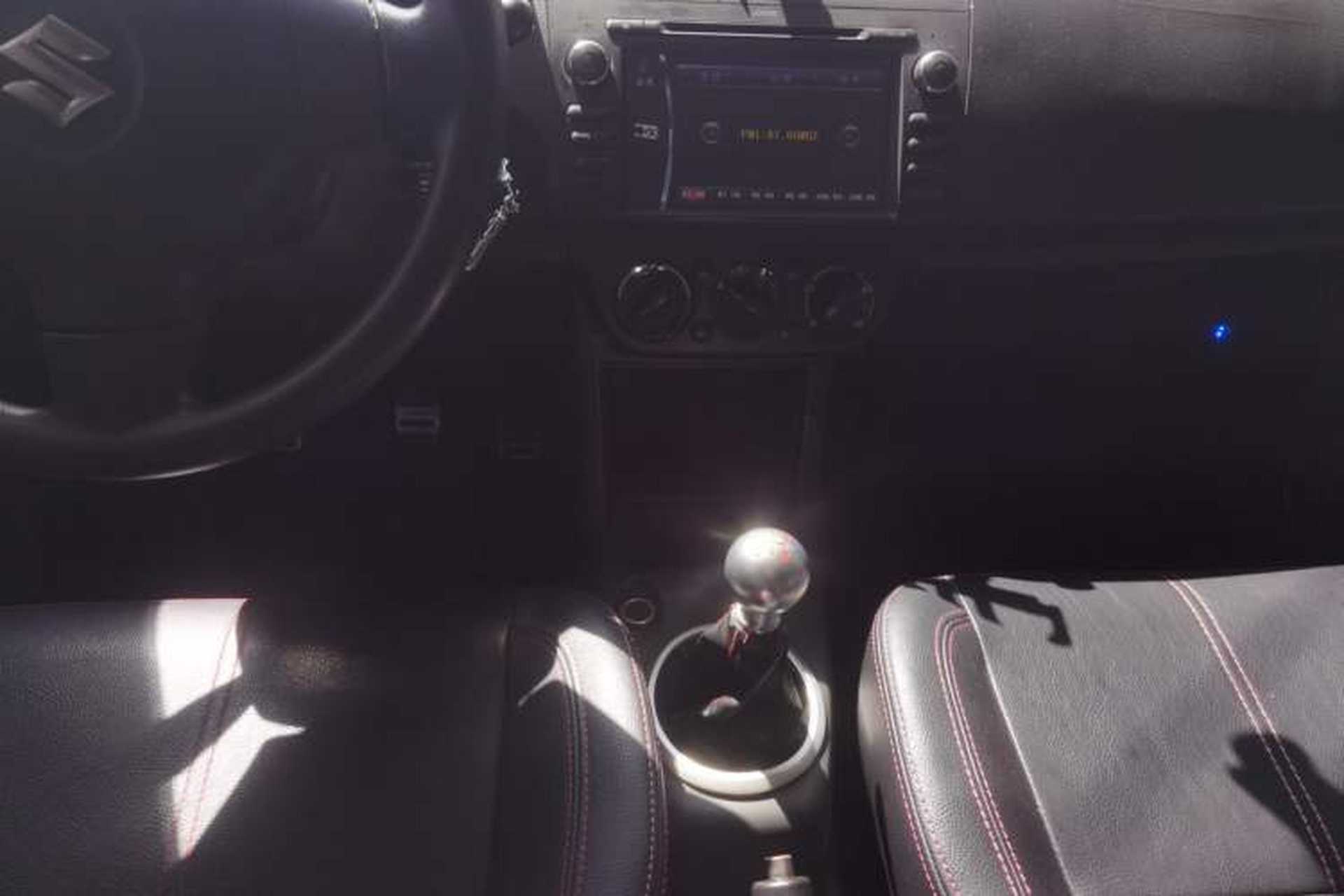 Used Suzuki Swift 2013 1.5L Manual Standard Edition Interior 4