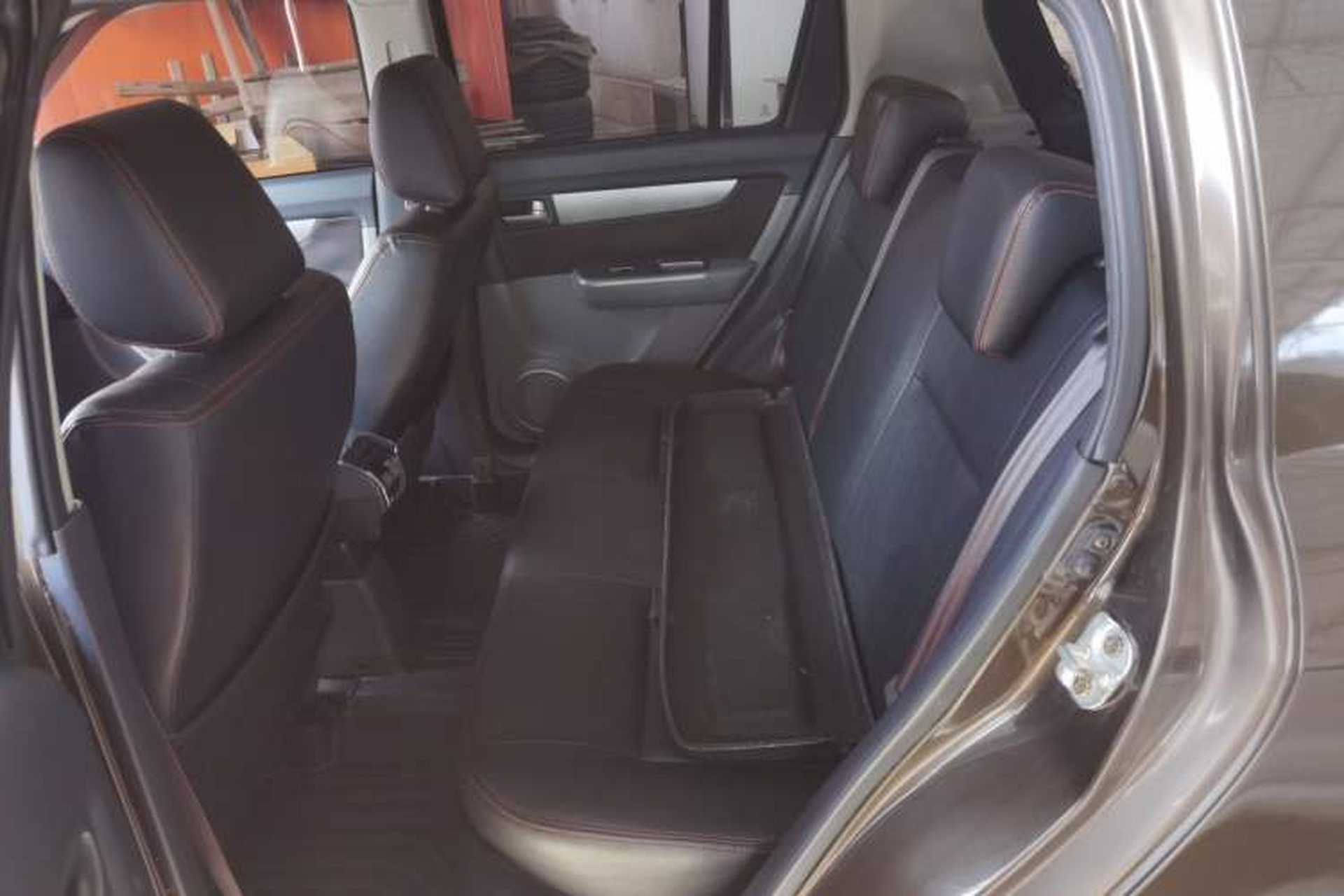 Used Suzuki Swift 2013 1.5L Manual Standard Edition Interior 7