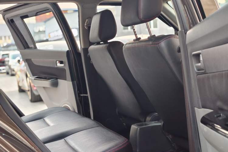 Used Suzuki Swift 2013 1.5L Automatic Standard Edition Interior 8