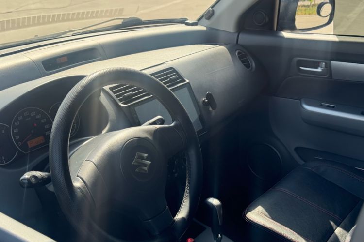 Used Suzuki Swift 2013 1.5L Automatic 20th Anniversary Limited Edition Interior 9