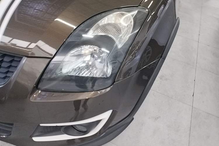 Used Suzuki Swift 2013 1.5L Automatic 20th Anniversary Limited Edition Left Front Headlight