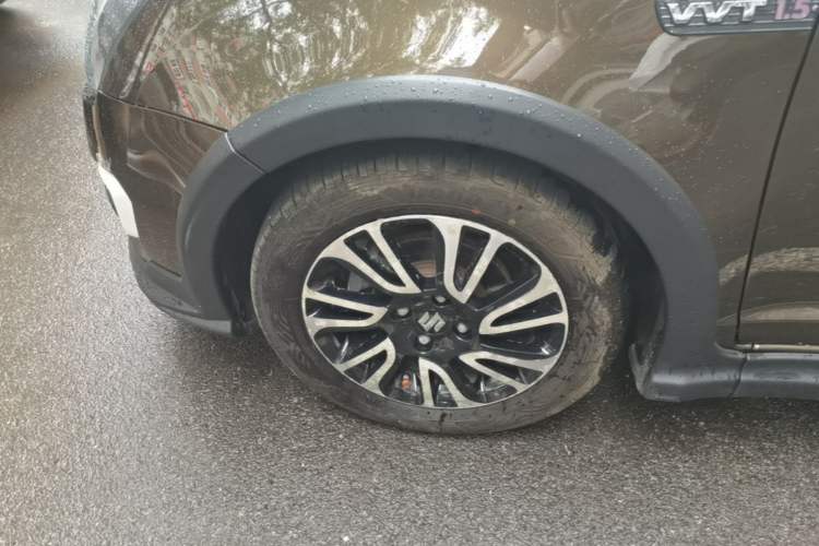 Used Suzuki Swift 2013 1.5L Automatic 20th Anniversary Limited Edition Left Front Wheel Hub
