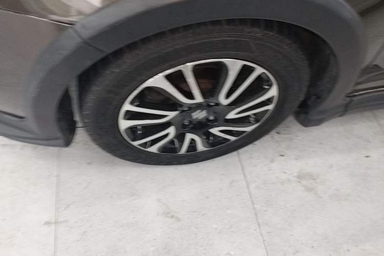 Used Suzuki Swift 2013 1.5L Automatic 20th Anniversary Limited Edition Left Front Wheel Hub