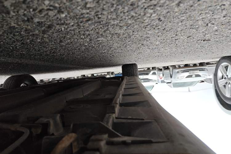 Used Suzuki Swift 2013 1.5L Automatic 20th Anniversary Limited Edition Left Side Sill