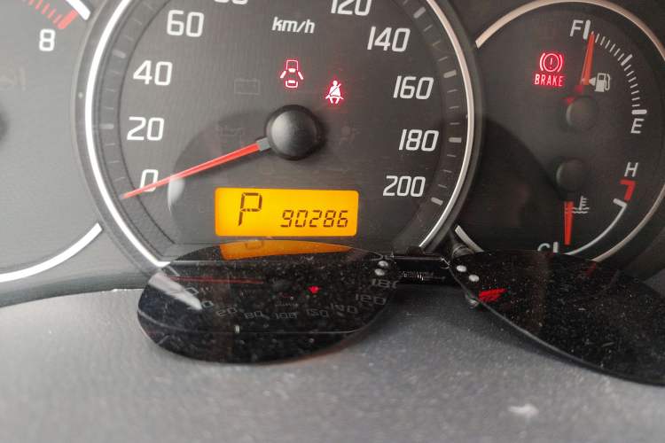 Used Suzuki Swift 2013 1.5L Automatic Standard Edition Odometer Close Up