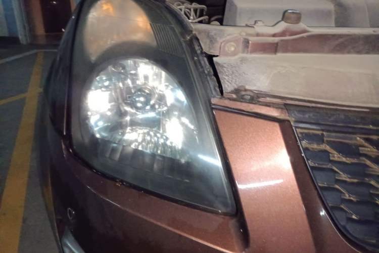 Used Suzuki Swift 2013 1.5L Manual Standard Edition Right Front Headlight