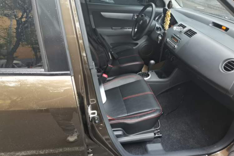 Used Suzuki Swift 2013 1.5L Automatic 20th Anniversary Limited Edition Right Front Seat