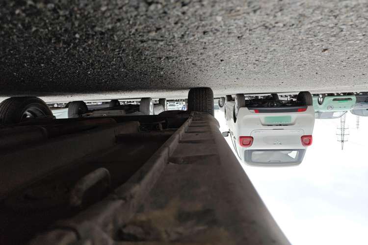 Used Suzuki Swift 2013 1.5L Automatic 20th Anniversary Limited Edition Right Side Sill